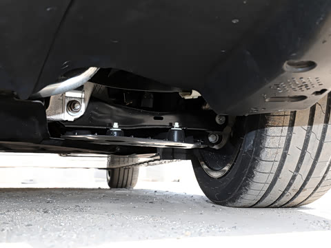 2024�� eDrive 35L M�˶���װ