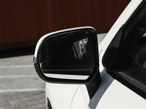 2025�� 2.0T�Զ������캽�� ����