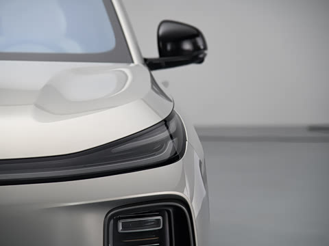 2025�� 215�����콢PLUS