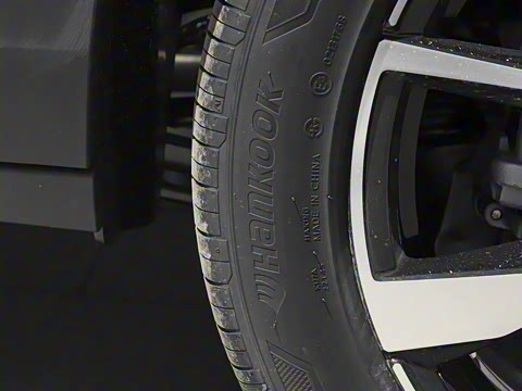 2025�� �Ŀ� 300TSI DSG���������