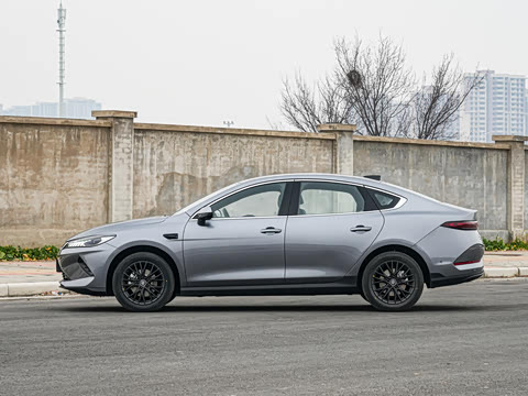 2025�� EV �Ǽݰ� 510KM������