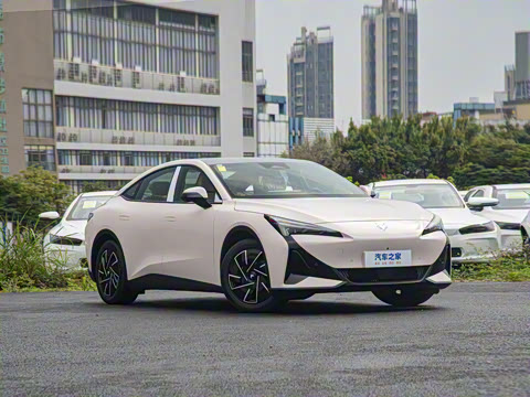 2025�� 560PRO 185kW