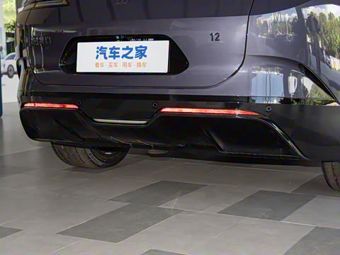 2025�� �Ŀ� Max���̰�