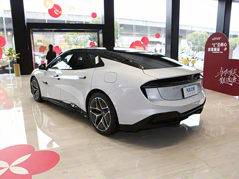 2025�� ��װ��