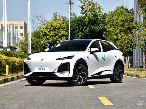 2025�� 215Max ��ΪǬ���Ǽ�ADS SE���̰�