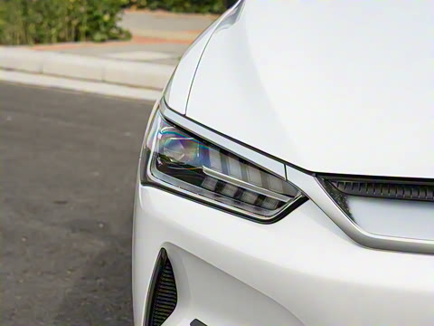 2025�� EV 510KM ���а�