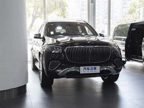 2025�� GLS 480 4MATIC