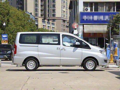 2025�� 1.8L �ֶ������ 5��