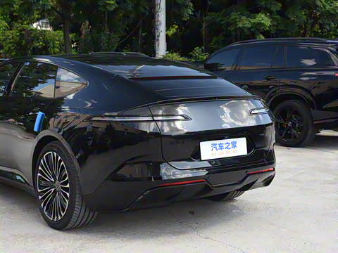 2025�� �Ŀ� Ultra���������