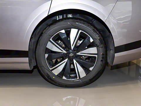 2025�� ��������� 525������