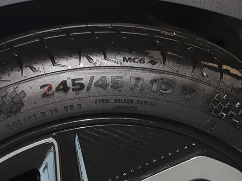 2025�� 530UltraǬ���Ǽ�ADS SE�����