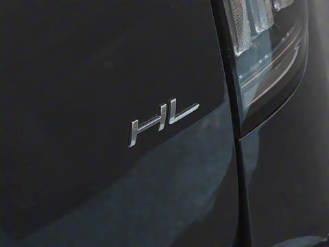 2025�� 700 Ultra�������������״��