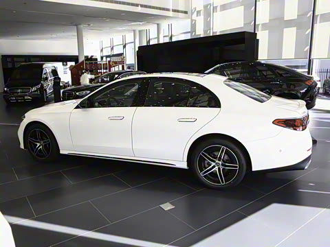 2025�� E 260 �˶���