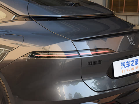 2025�� Pro�����