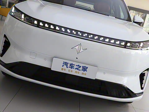 2025�� 210Ultra���̰� 6��