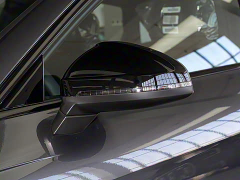 2025�� 200���������� 40 TFSI ����������