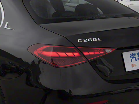 2025�� �Ŀ� C 260 L �˶���