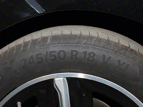 2025�� 2.0T ��Ӱ