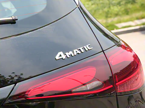 2024�� �Ŀ� GLC 300 L 4MATIC ������ 5��