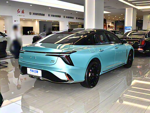 2025�� 2.0T ���а�