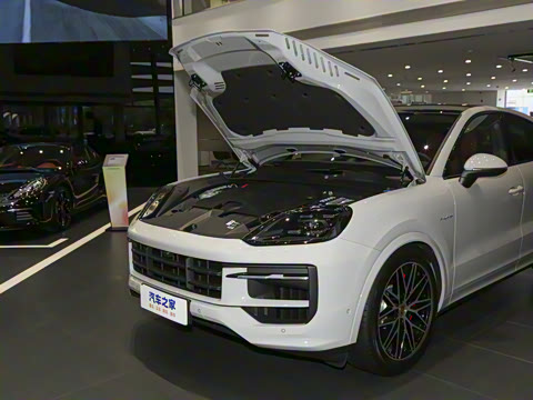 2025�� Cayenne Coup�� S E-Hybrid 3.0T