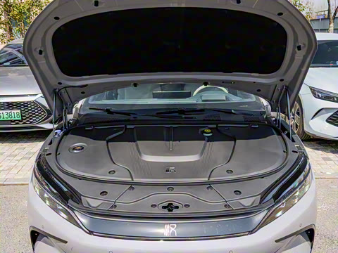 2025�� EV �Ǽݰ� 701KM�����״��콢��