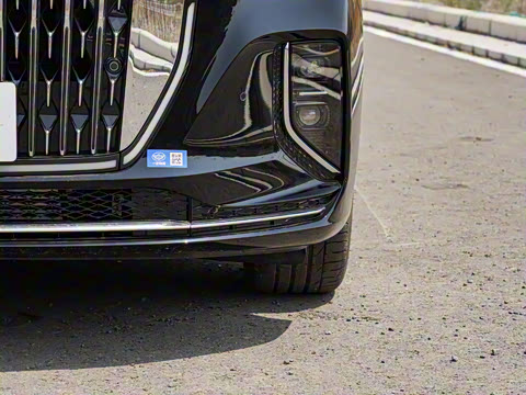 2025�� 2.0T ����������������� 5��