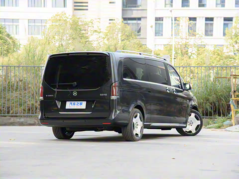 2024�� V 300 L ����������