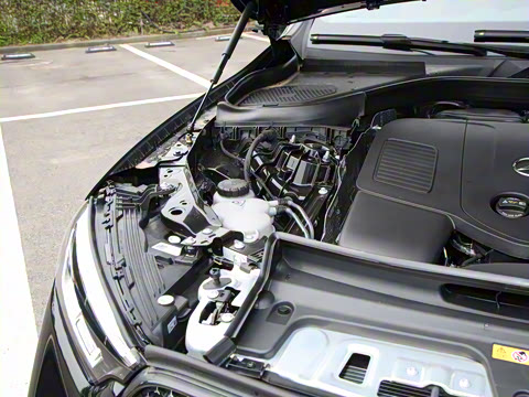 2024�� GLC 260 L 4MATIC ������ 7��