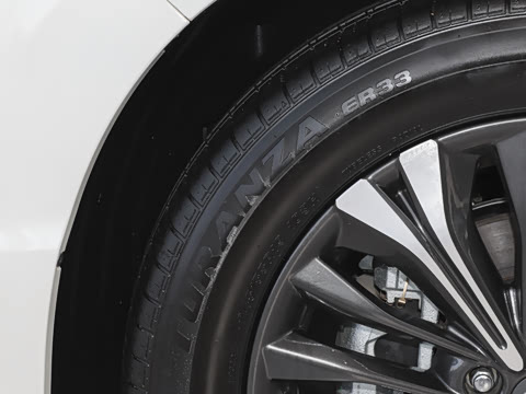 2024�� 240TURBO �����¾���