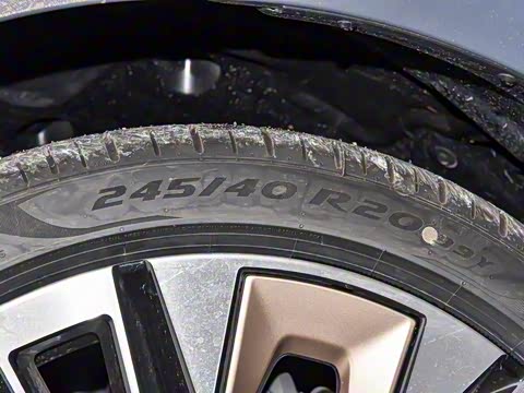 2025�� 530Li ������ ������װ