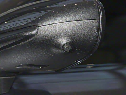 2024�� Taycan 4 Cross Turismo