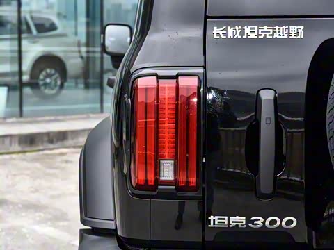 2025�� 2.0T ������