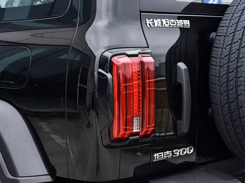 2025�� 2.0T ������