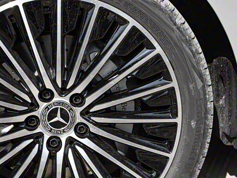 2025�� CLE 260 ������ܳ�