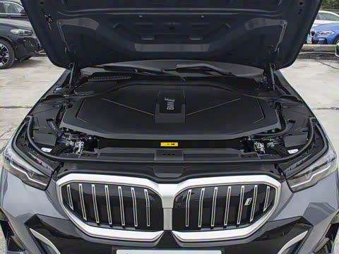 2024�� eDrive 35L M�˶���װ