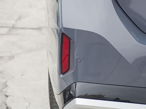 2024�� eDrive 35L M�˶���װ