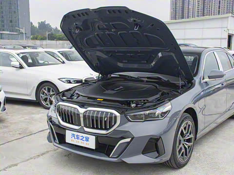 2024�� eDrive 35L M�˶���װ