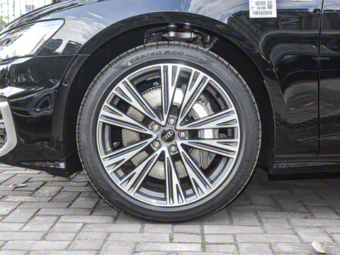 2025�� �Ŀ� 55 TFSI quattro ����������