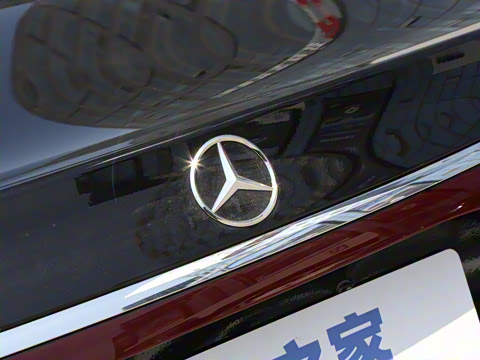 2025�� �Ŀ� E 300 L ʱ���˶���