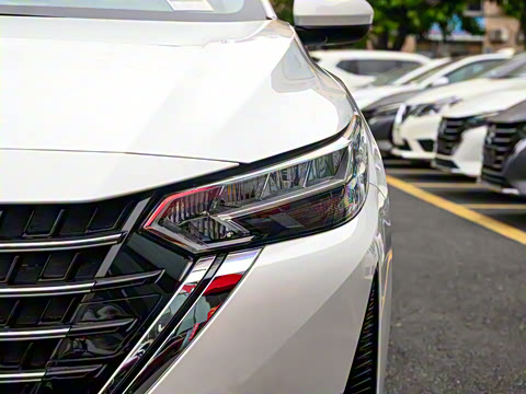 2025�� 1.6L CVT���İ�