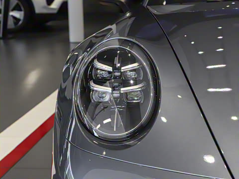 2025�� Carrera 3.0T