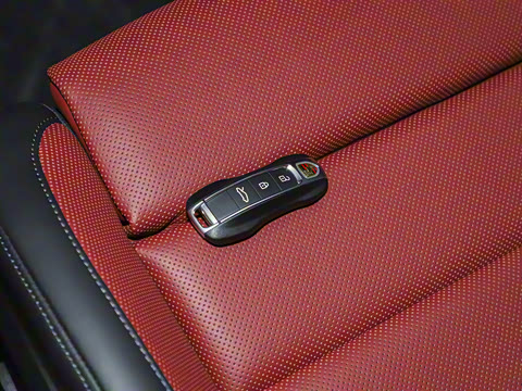 2025�� Carrera 3.0T