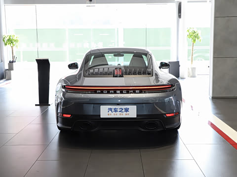 2025�� Carrera 3.0T