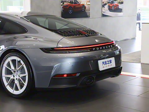 2025�� Carrera 3.0T