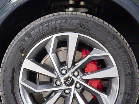 2025�� 45�����ذ� 40 TFSI ����������