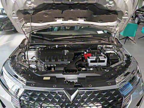 2023�� PLUS 1.6L XV CVT�����