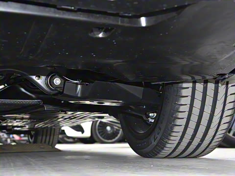 2025�� �Ŀ� C 200 L �˶���