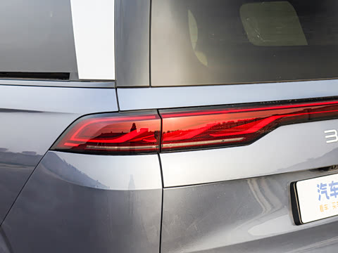 2025�� DM-i 1.5T 100km ��Խ��