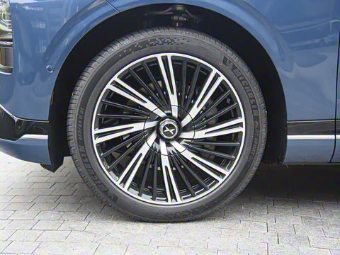 2025�� 680 ������������ Max